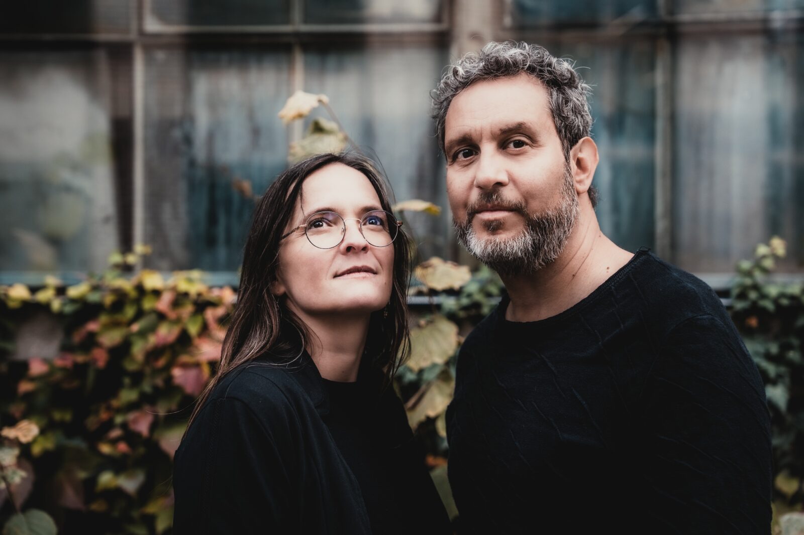 Reto Burrell & Lin Stucki – Orange Juice