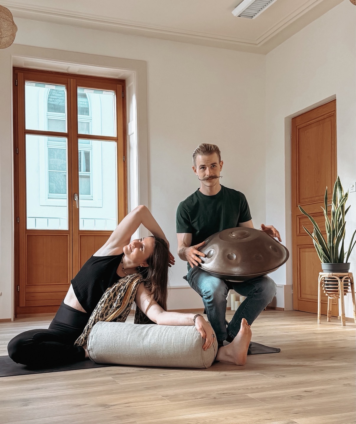 Yin Yoga & Handpan